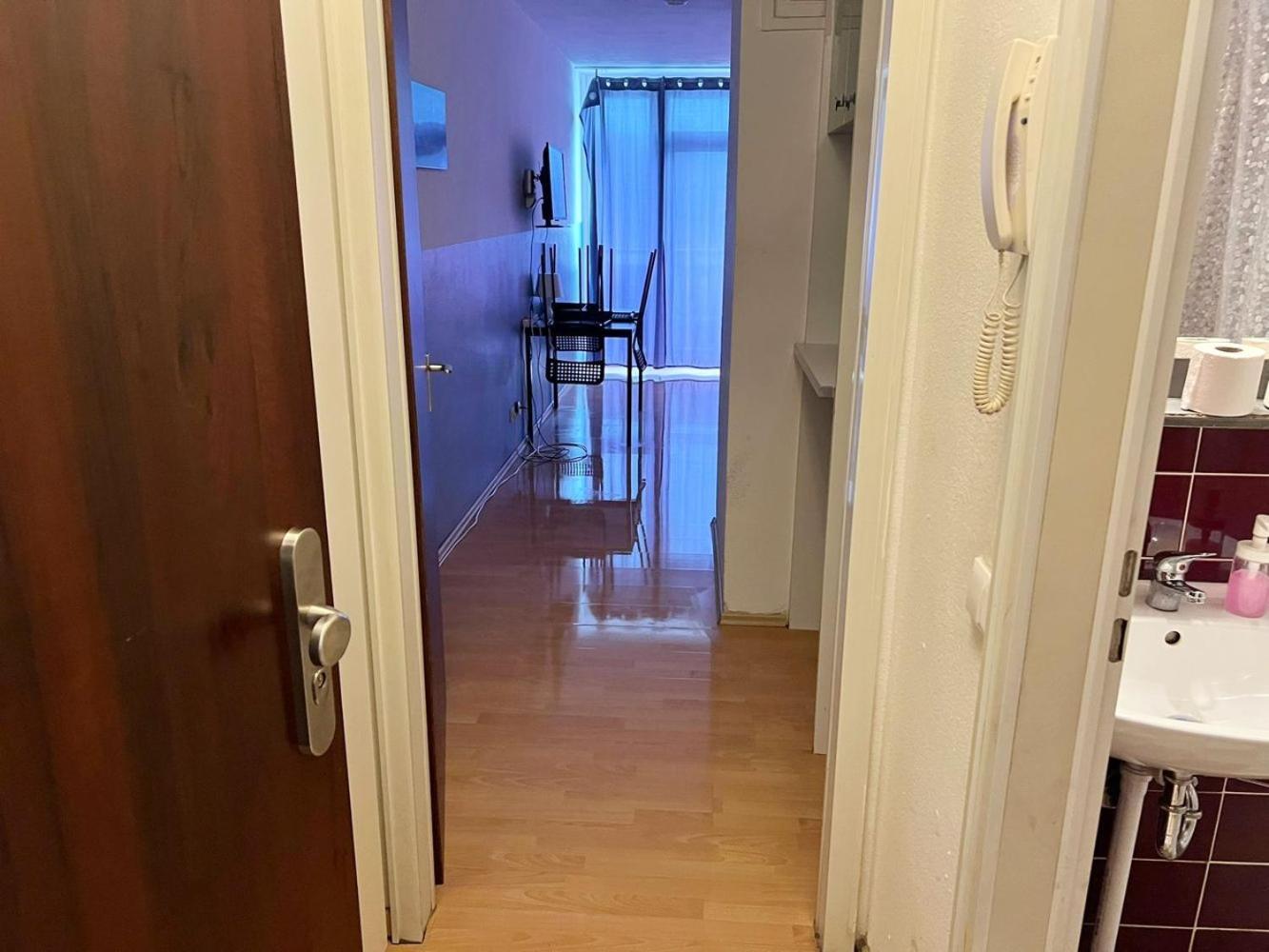 Apartment Budget Deutz Köln